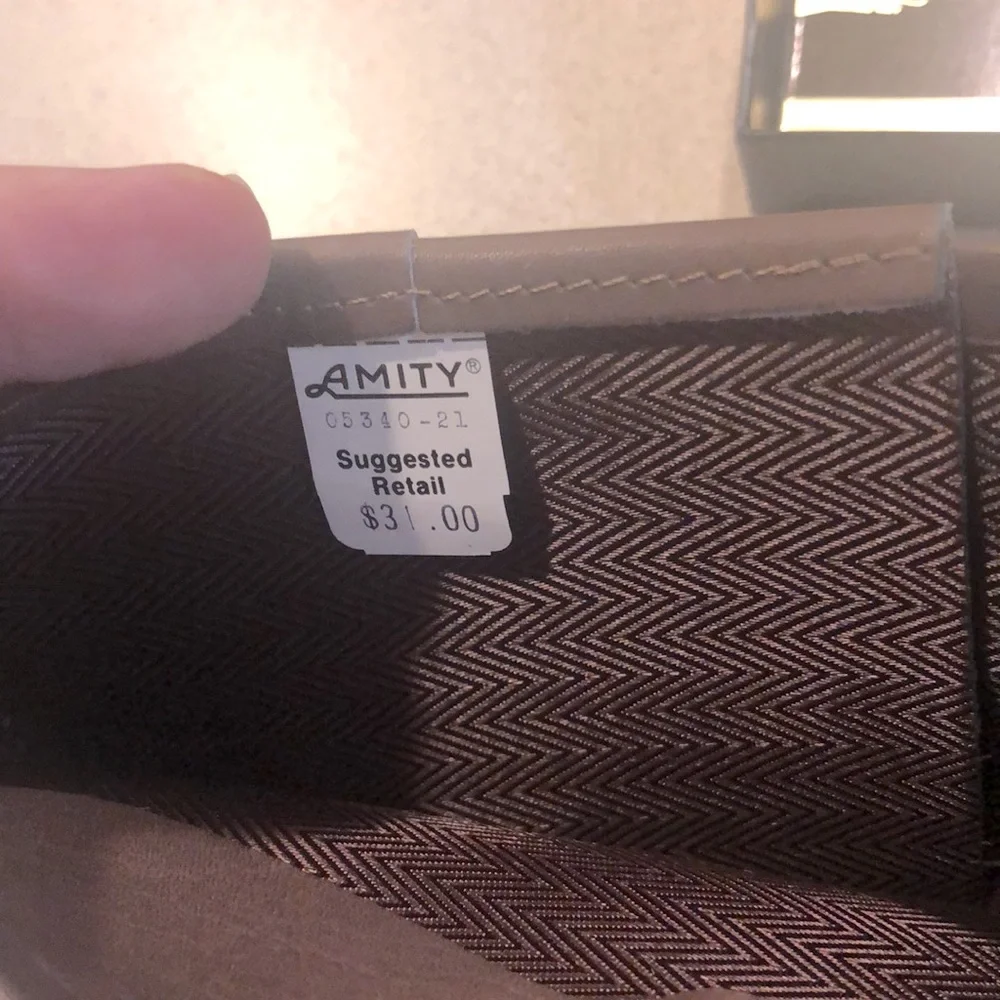VINTAGE AMITY CASHMERE CALFSKIN BILLFOLD BROWN
